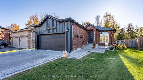34 Brighton Rd, Barrie, ON, L4M6S4 | Card Image