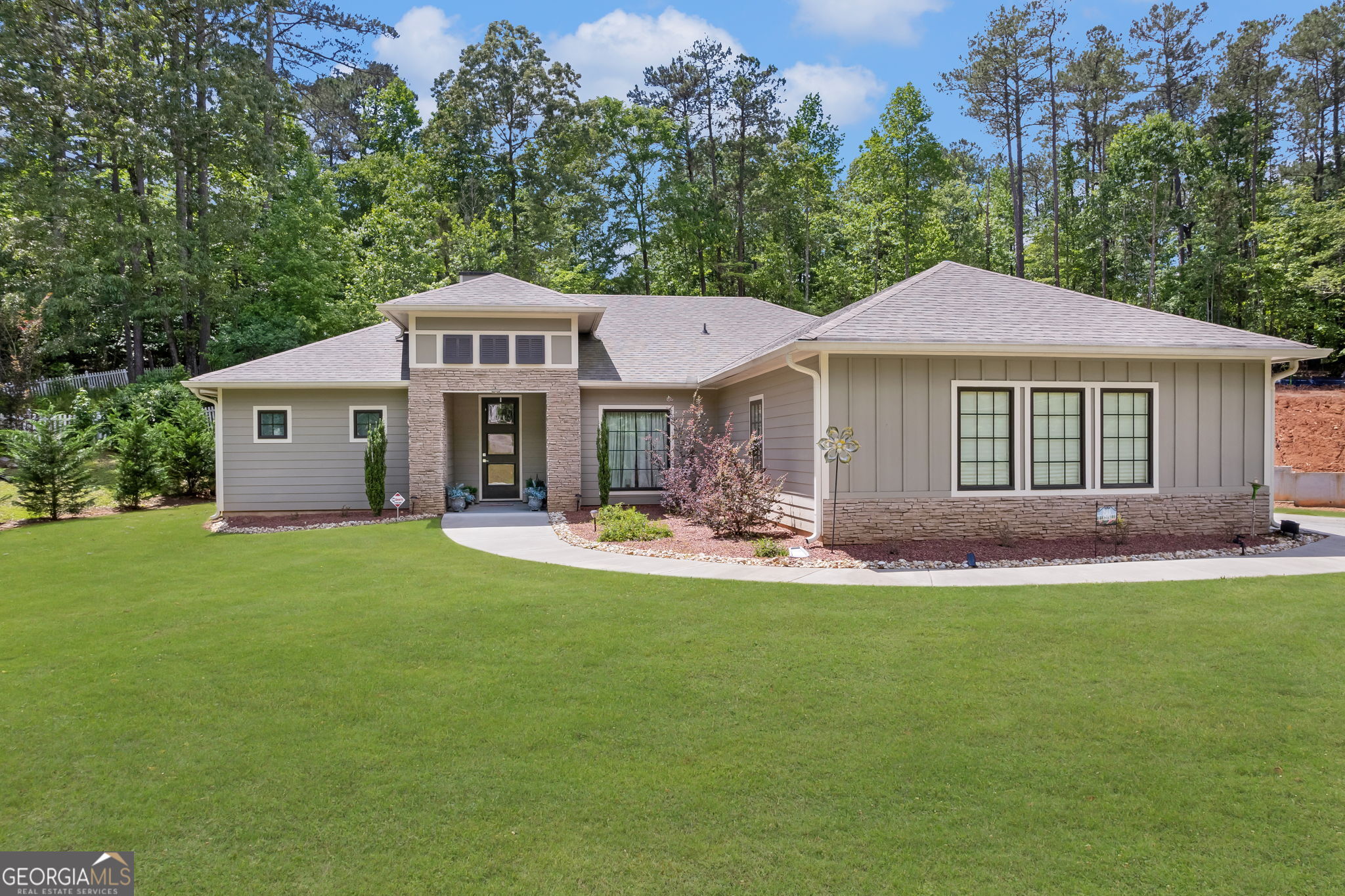 Hilltop Dr, Villa Rica, GA 30180