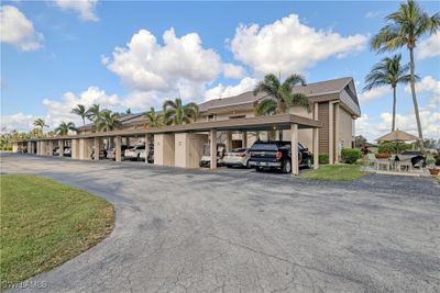 1115 - 5965 Trailwinds Drive, Condo with 3 bedrooms, 2 bathrooms and null parking in FORT MYERS FL | Image 3