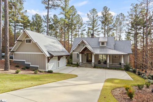 109 Settlement Village Dr, Sunset, SC, 29685-1426 | Card Image