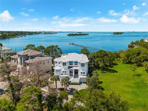 20-885 Seaview Cir, Crystal Beach, FL, 34681 | Card Image