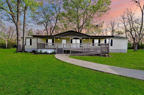 613 River Rd, Goodrich, TX, 77335-8237 | Card Image