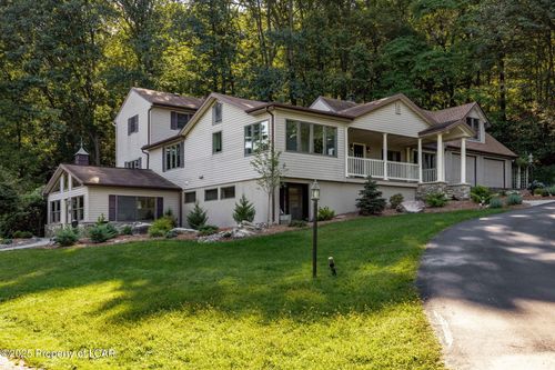 5 Short Ln, Sugarloaf, PA, 18249-3739 | Card Image