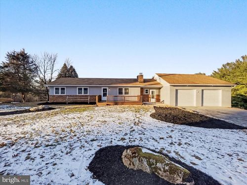 2206 Ridge Rd, GLENVILLE, PA, 17329-9138 | Card Image