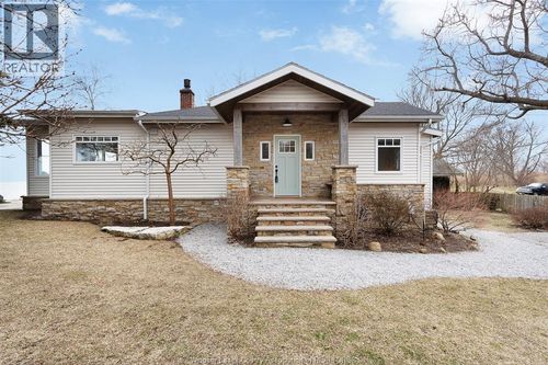 1295 Heritage Rd, Kingsville, ON, N9Y2E6 | Card Image
