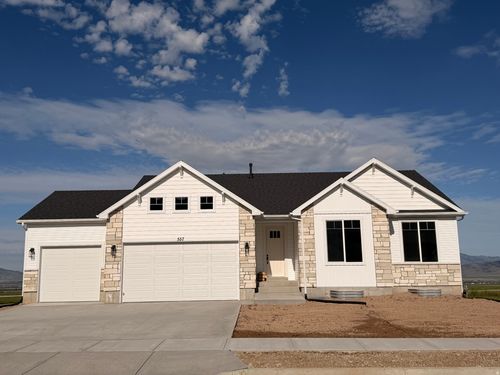 557 N 510 E, Smithfield, UT, 84335-6782 | Card Image