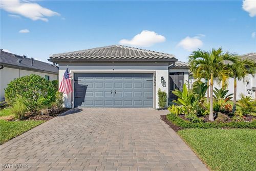 20564 Pebble Glen Dr, Estero, FL, 33928-9813 | Card Image