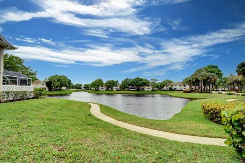 55a-8155 Chelsea Court, Lake Clarke Shores, FL, 33406 | Card Image