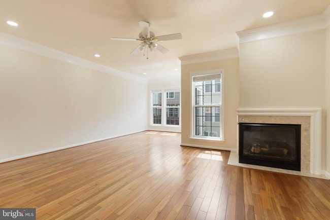 5161 Sapphire Sky Ln, Townhouse with 4 bedrooms, 3 bathrooms and null parking in CENTREVILLE VA | Image 6
