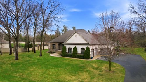 10372 Mulligan Dr, Wheatfield, IN, 46392-7052 | Card Image