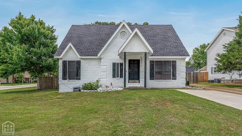 1301 Golf Course Dr, Jonesboro, AR, 72404-8376 | Card Image