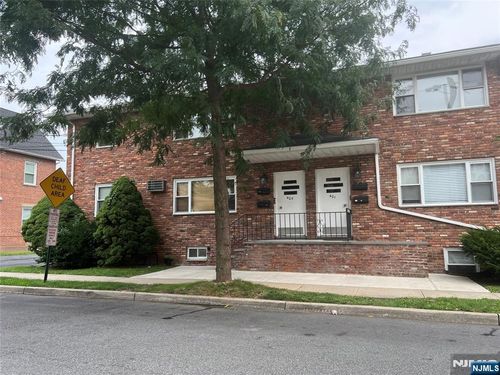 405 8th St, Carlstadt, NJ, 07072-1207 | Card Image