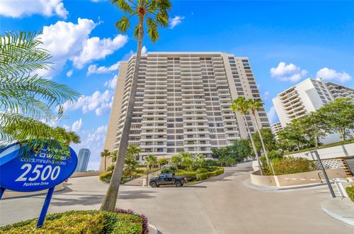 2119-2500 Parkview Dr, Hallandale Beach, FL, 33009-2810 | Card Image