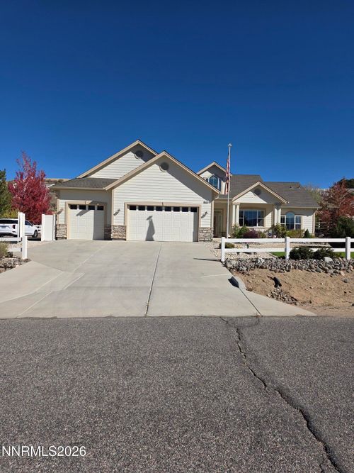 2665 Skyline Dr, Minden, NV, 89423-8026 | Card Image