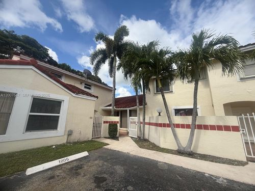 1004 San Remo Cir, Homestead, FL, 33035-1114 | Card Image