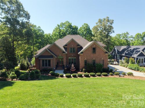 107 Nautilis Ct, Troutman, NC, 28166-7670 | Card Image