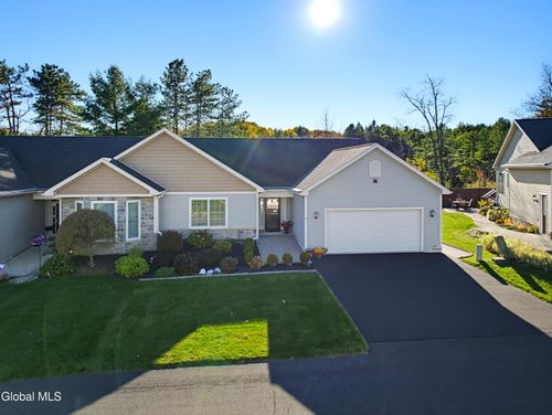 14 Pebble Ct, Slingerlands, NY, 12159-3302 | Card Image