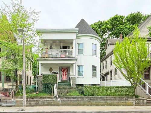 11 Edwin St, Boston, MA, 02124-2509 | Card Image