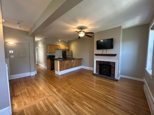 apt-4-44 Grove St, Boston, MA, 02114-3538 | Card Image