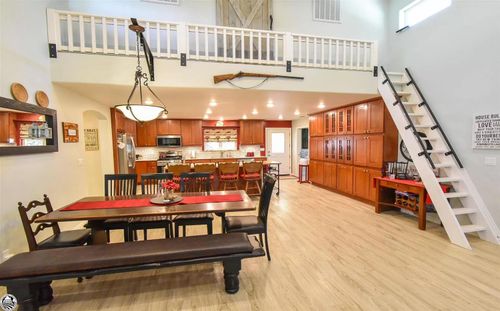 10980 Union Hill Rd, Sonora, CA, 95370-9089 | Card Image