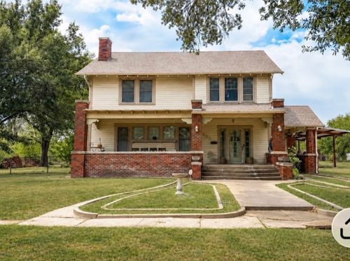 400 S Mckinney St, Mexia, TX, 76667-3233 | Card Image