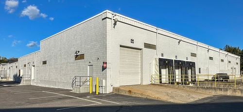 de-5 Fisher St, Franklin, MA, 02038-2114 | Card Image