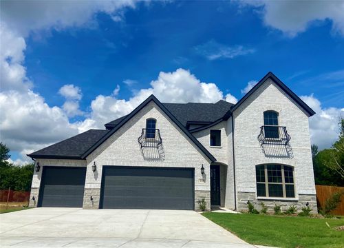 400 Devonshire Dr, Greenville, TX, 75401-6625 | Card Image