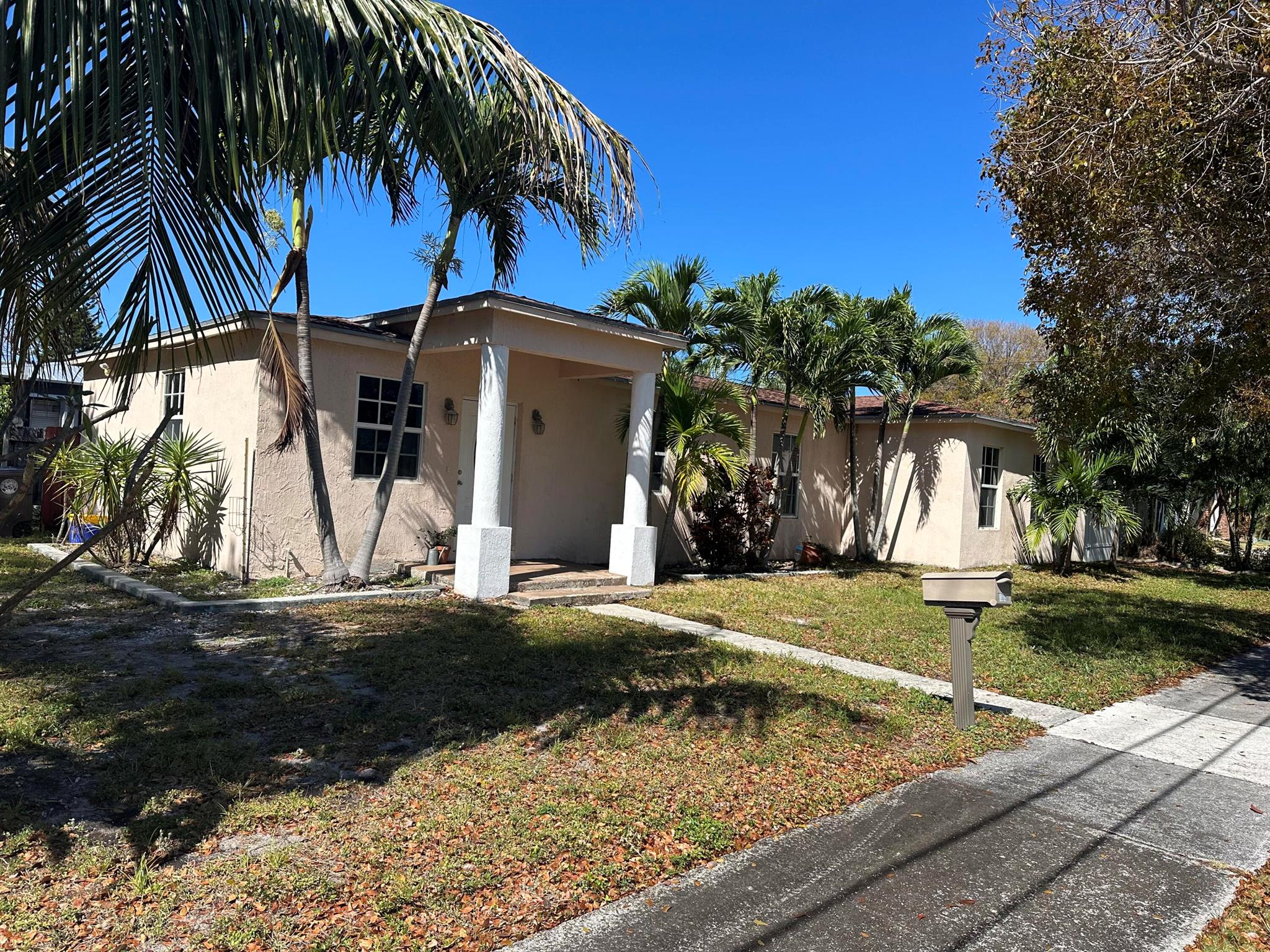 Hampton Rd, West Palm Beach, FL 33405