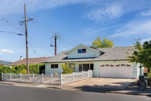 1925 Birch Ave, Saint Helena, CA, 94574-2301 | Card Image