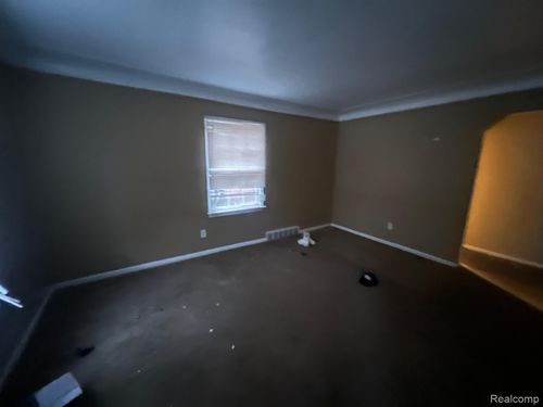 8874 Grandville Ave, Detroit, MI, 48228-3059 | Card Image