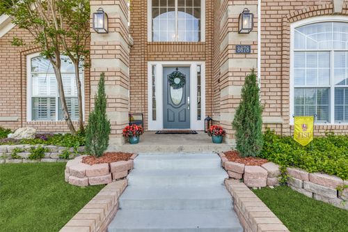 8678 Glen Hollow Dr, Fort Worth, TX, 76179-2800 | Card Image