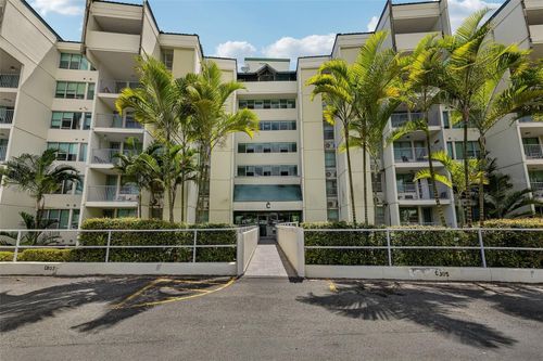 apt-408c-37 Cond Atrium Park Regina Medina, Guaynabo, PR, 00969 | Card Image
