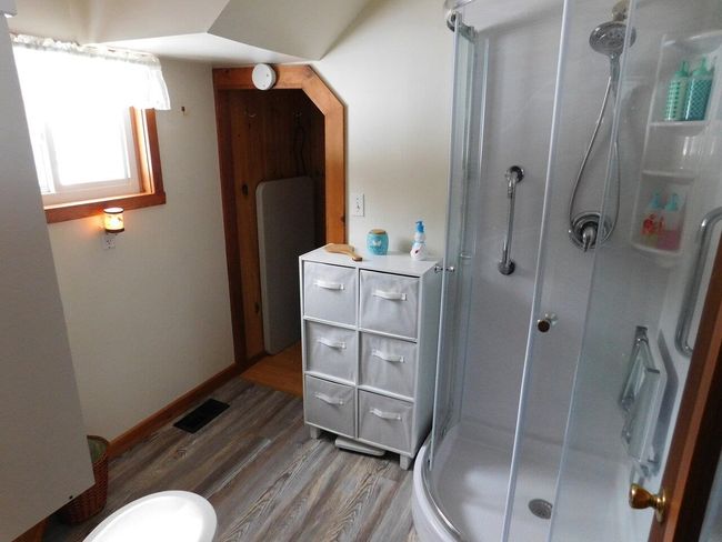 384 N Main St, House other with 2 bedrooms, 2 bathrooms and null parking in Montgomry Ctr VT | Image 14