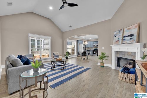 2821 Montevallo Park Rd, Irondale, AL, 35210-1657 | Card Image