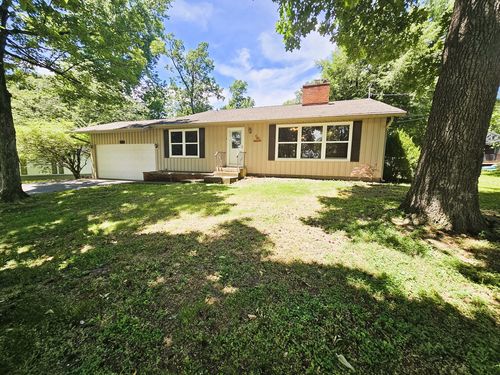 705 Lake Park Rd, Mount Vernon, IL, 62864-2876 | Card Image