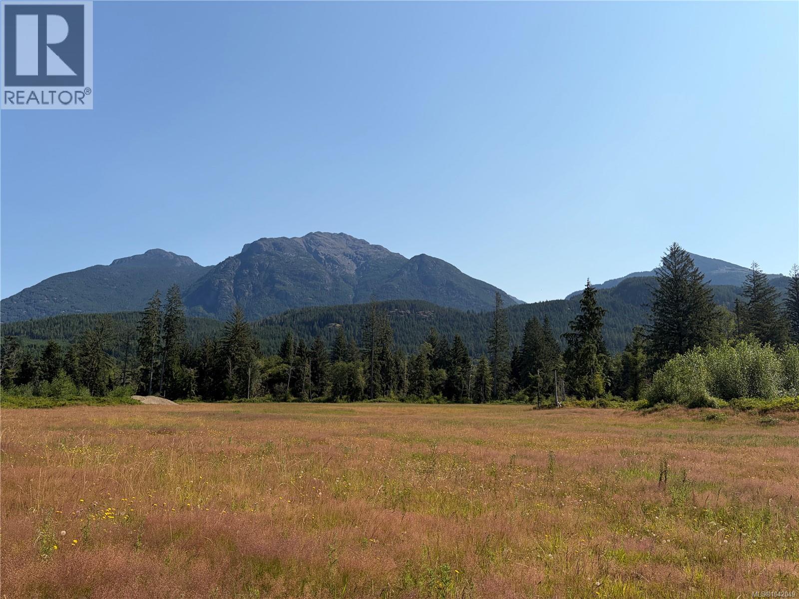 Land in Sayward
