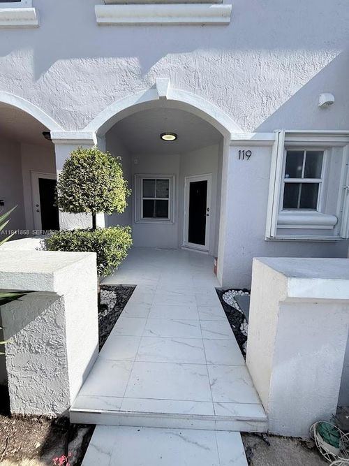 119-119 Sw 168th Ter, Pembroke Pines, FL, 33027-1098 | Card Image