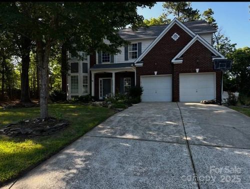 11424 Glenstone Ct, Charlotte, NC, 28269-3170 | Card Image