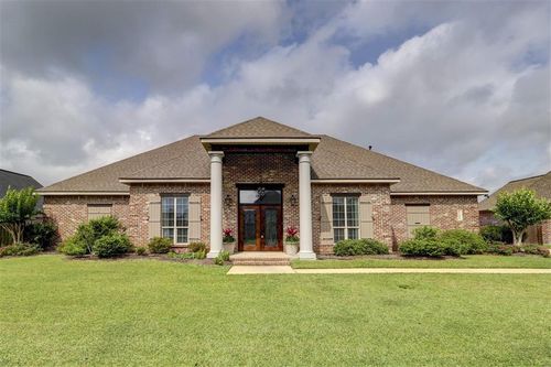 5128 E Worthington Dr, Lake Charles, LA, 70605-6679 | Card Image