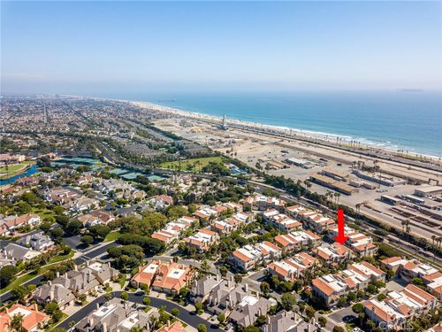 19595 Oakdale Ln, Huntington Beach, CA, 92648 | Card Image