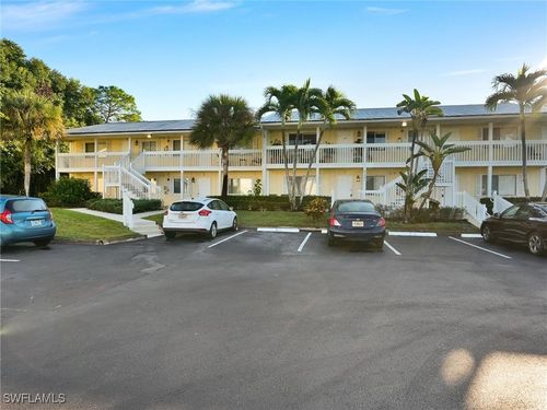 apt-q1-4621 Bayshore Dr, NAPLES, FL, 34112-4352 | Card Image