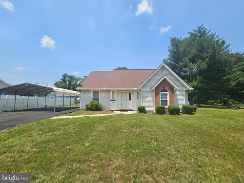 215 Maury Ave, Bowling Green, VA, 22427-9432 | Card Image