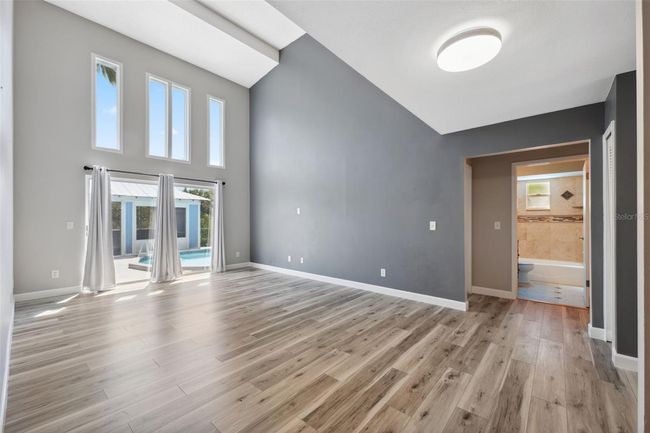 428 Klosterman Rd W, House other with 4 bedrooms, 2 bathrooms and null parking in Palm Harbor FL | Image 6
