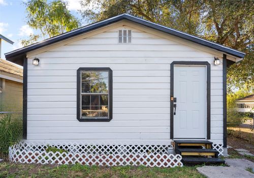 118 N Palmas St, Weslaco, TX, 78596-5236 | Card Image