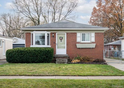 33475 Fernwood St, Westland, MI, 48186-4844 | Card Image