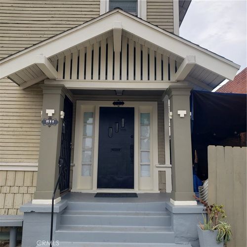 811 Lime Ave, Long Beach, CA, 90813 | Card Image