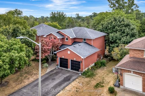59 Oak Ridge Blvd, Belleville, ON, K8N5W2 | Card Image
