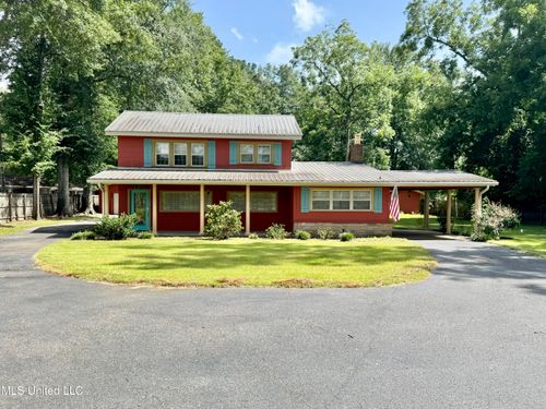 214 E Church St, Quitman, MS, 39355-2504 | Card Image