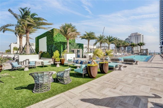 R1605 - 4010 S Ocean Dr, Home with 2 bedrooms, 2 bathrooms and null parking in Hollywood FL | Image 22