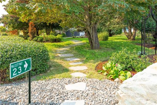 23 Majesty Way, Port Angeles, WA, 98362-8180 | Card Image